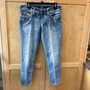 Silver Suki Capri Jeans. 29 x 22.5